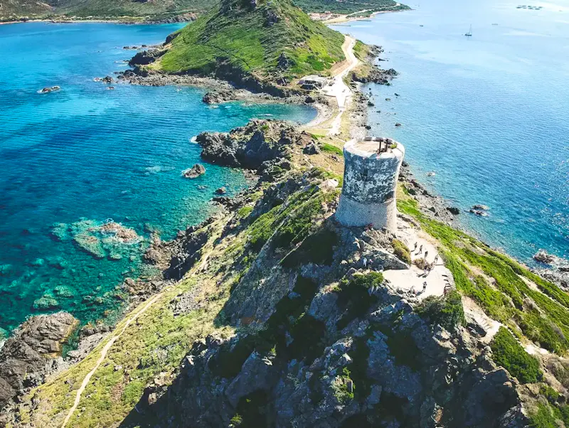 ✨ 8 giorni / 7 notti in Corsica tra mare turchese e paesaggi selvaggi… Supplemento per viaggiatore singolo offerto su partenze selezionate, approfittane subito!
