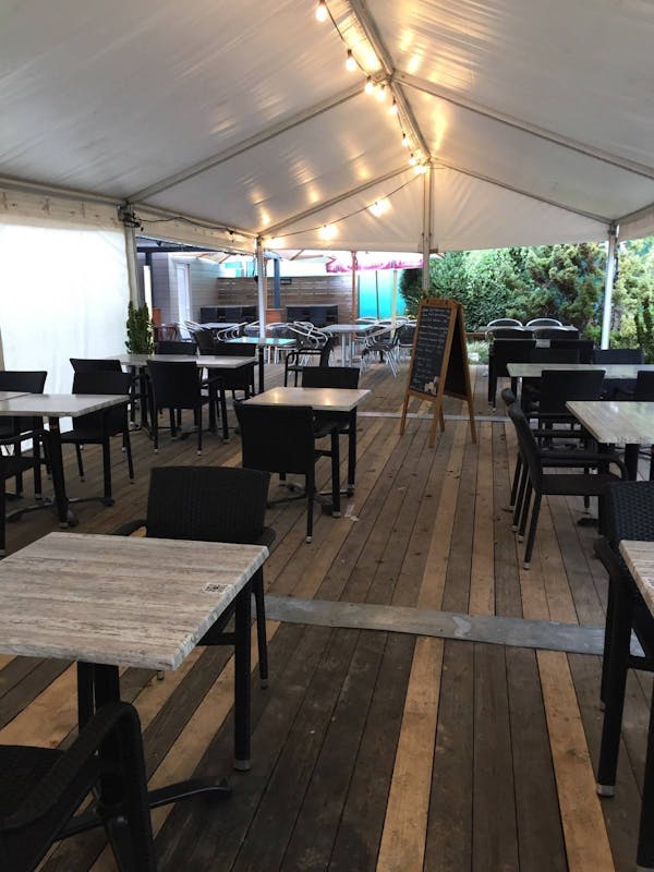 Image of Le Longchamps - Chez Sardou
