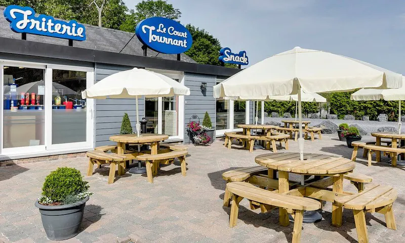 Image of Le Court Tournant