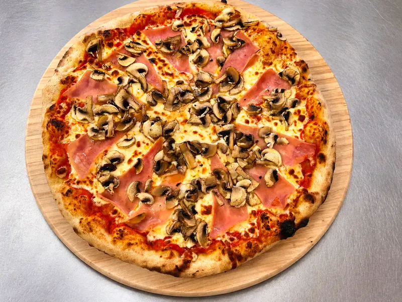 Image of Pavao Restaurant & Pizzaria