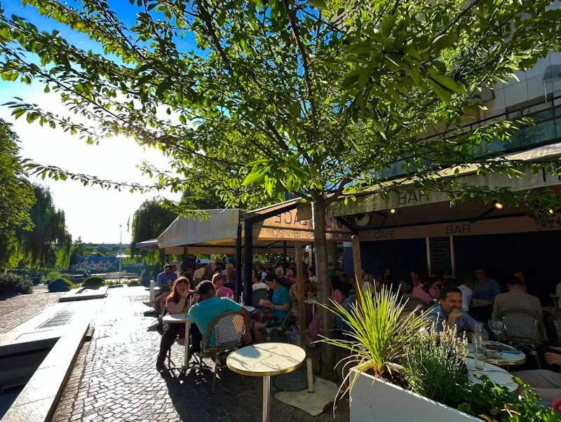 Image of La Place