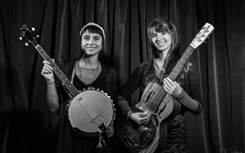 Sycamore Sisters - Blues, Swing & Folk Sycamore Sisters - Blues, Swing & Folk