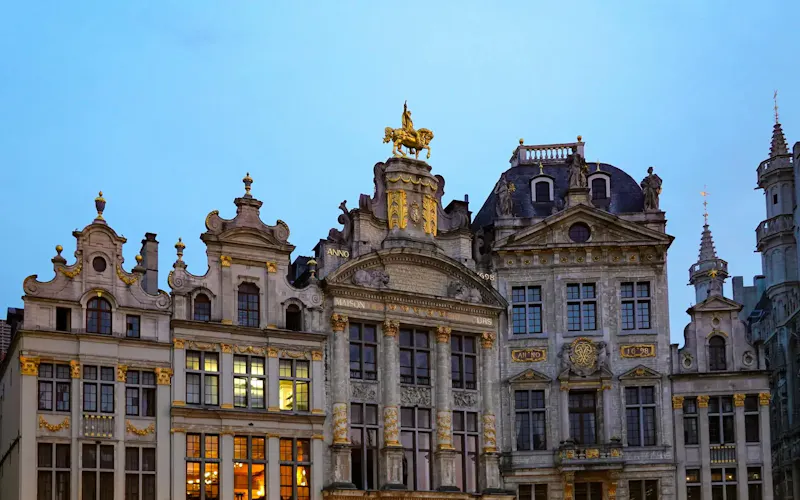 Stunning view of ornate facades at Grand Place, Brussels during twilight. A UNESCO World Heritage Site. | Photo by Magda Ehlers, on https://www.pexels.com/@magda-ehlers-pexels?utm_source=centralapp&utm_medium=referral