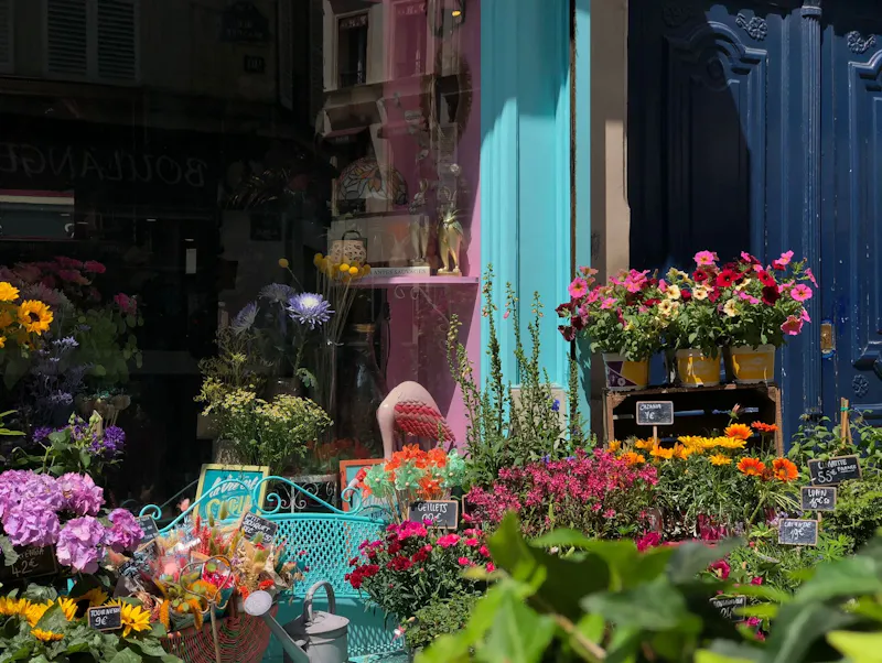 Open 7 days a week So that you can always come and pick up a little poetry, our doors are wide open every day of the week.