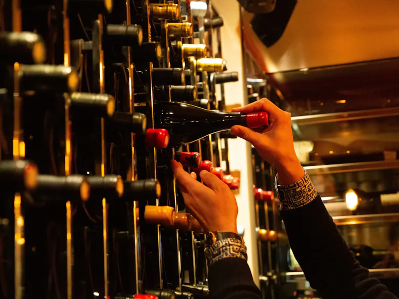 UNE MÉTHODE UNIQUE DE CHOIX DU VIN... UNE MÉTHODE UNIQUE DE CHOIX DU VIN...