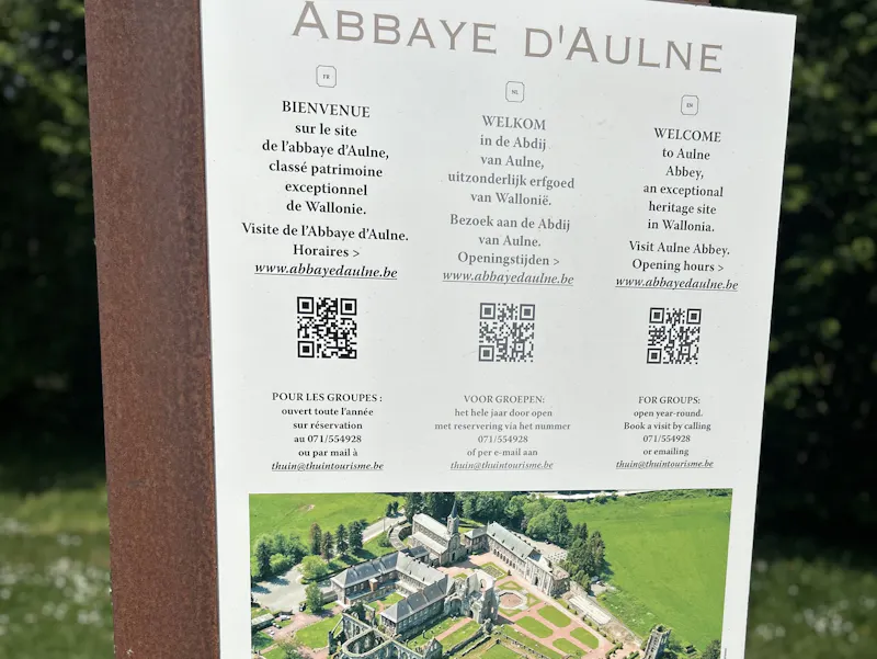 Explorez à votre rythme et (re)découvrez ce joyau historique de la vallée de la Sambre, en plein cœur de la Wallonie.