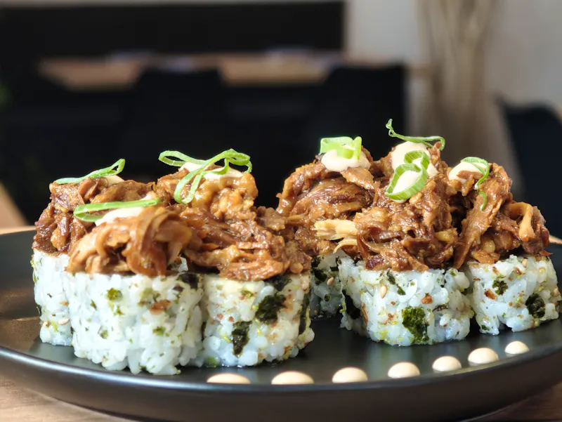 Uramaki Chashu: An Embrace of Smoke and Earth