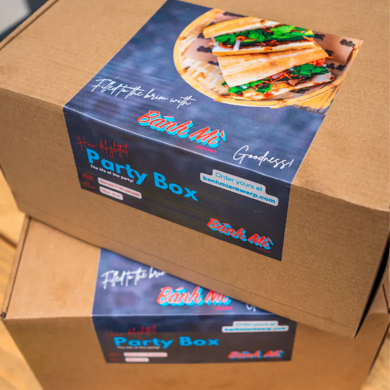 Party box for 13-18 people