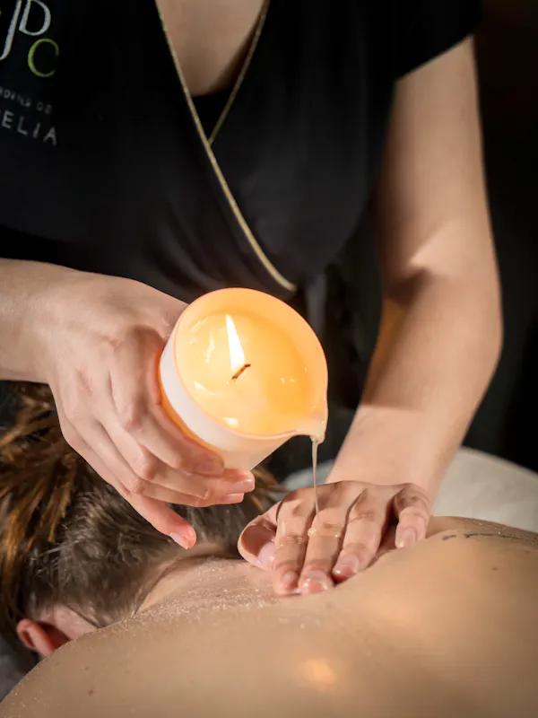 Jasmine flower massage candle