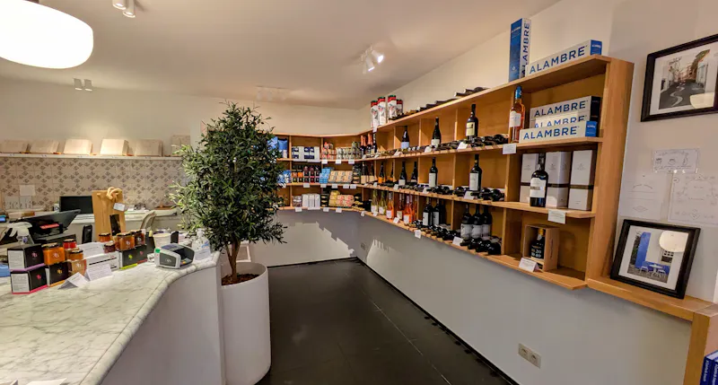 Notre magasin Forcado à Uccle vous accueille chaleureusement chaussée de Waterloo. | Photo de Patrick A.