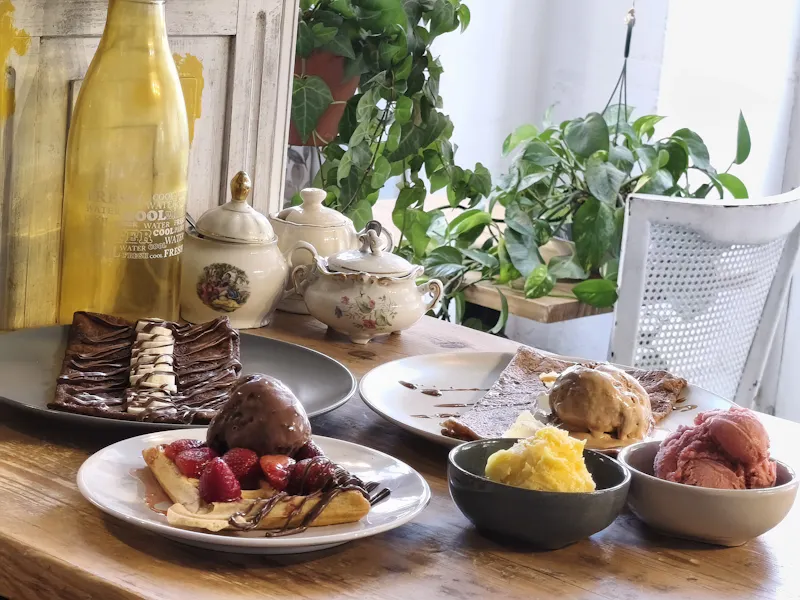 Image of CAFE MAMUKA