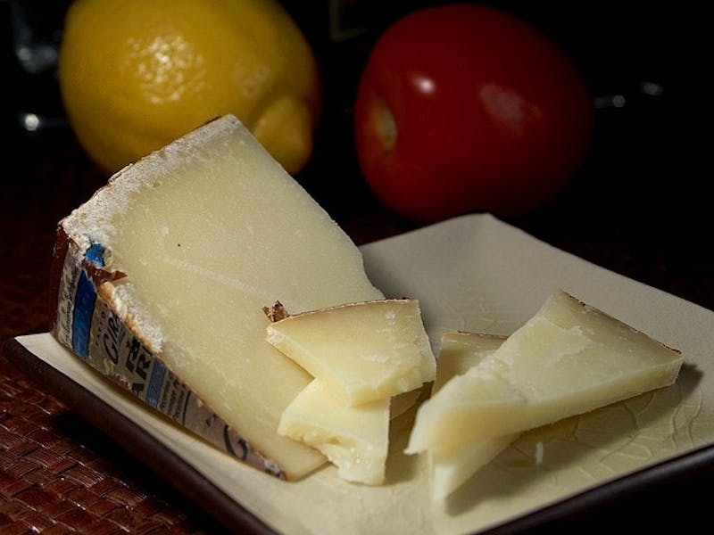 Le Lazio, région pittoresque de l'Italie centrale, est célèbre pour ses produits du terroir, qui sont cultivés et élaborés selon des méthodes traditionnelles...