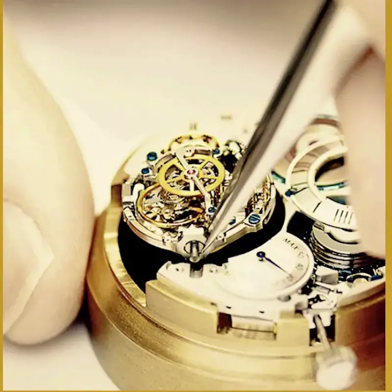 Nous proposons un service de réparation, entretien, pile, bracelet, accessoire toutes marques de montres. Également pour les grandes marques telles que; Omega, Longines, Rolex, Chopard, Jaeger Lecoultre…