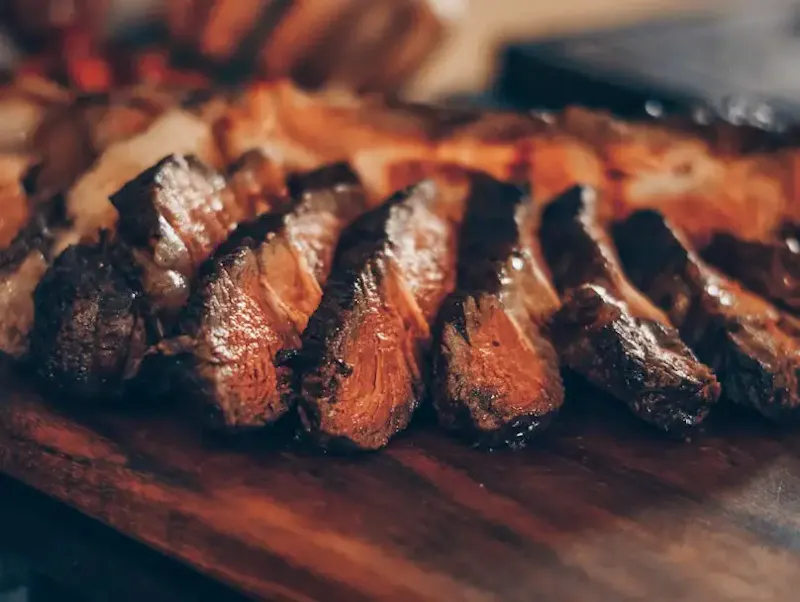 cooked sliced meat | Photo by Emerson Vieira, on https://unsplash.com/@emersonvieira?utm_source=centralapp&utm_medium=referral