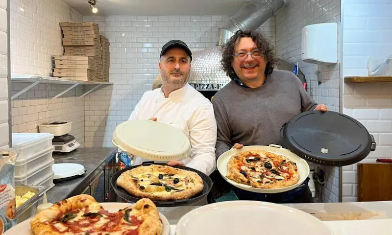 Photo de La Pizza è Bella - Général