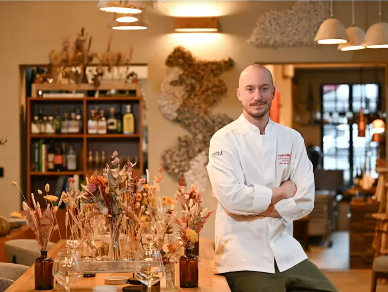 “In deze voormalige 18e-eeuwse herberg haalt Elliott niet alleen het beste in groenten naar boven, maar gaat hij ook tot het uiterste in de essentie van smaken.